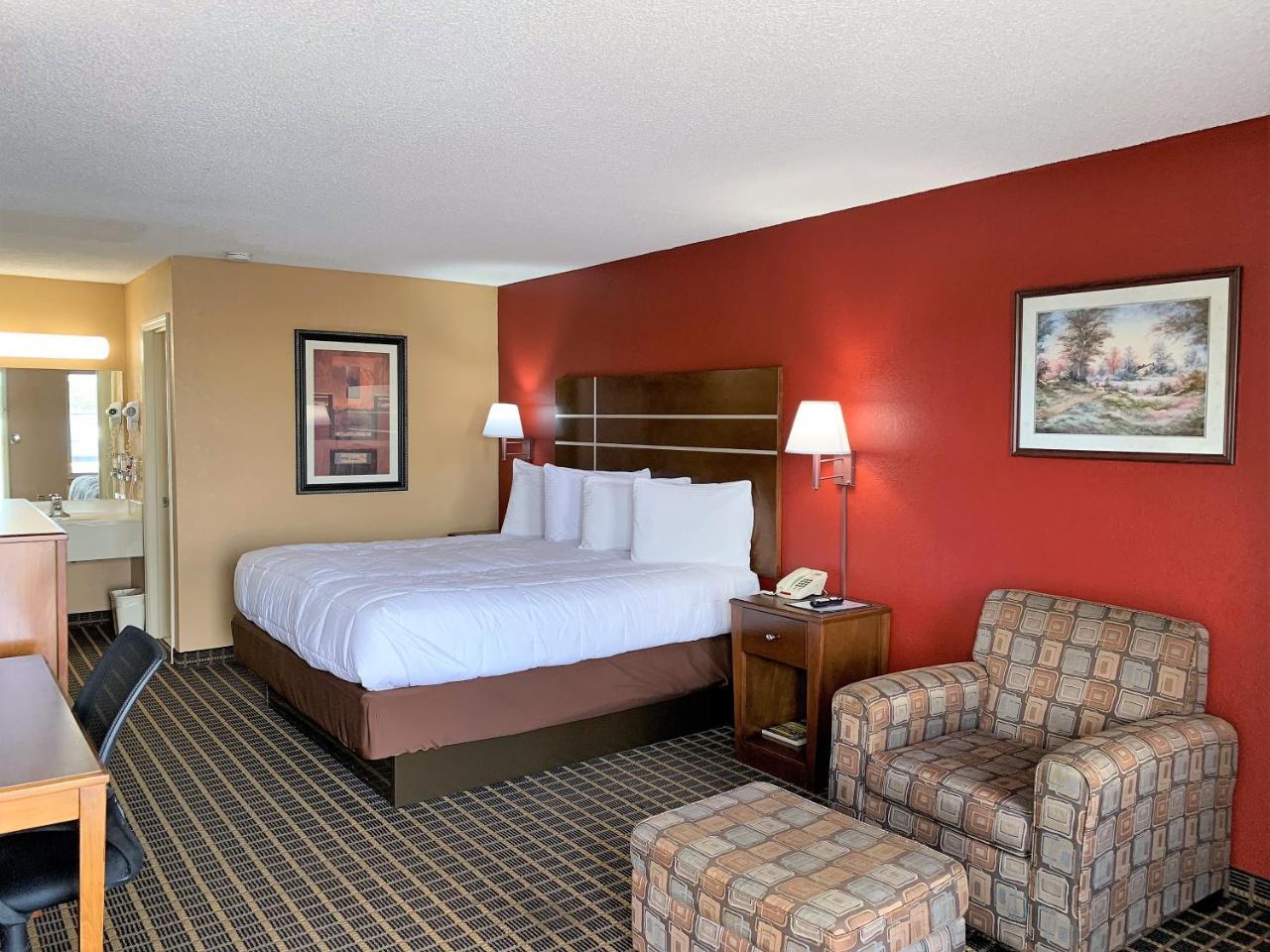Star Plus Inn & Suites Selmer 外观 照片