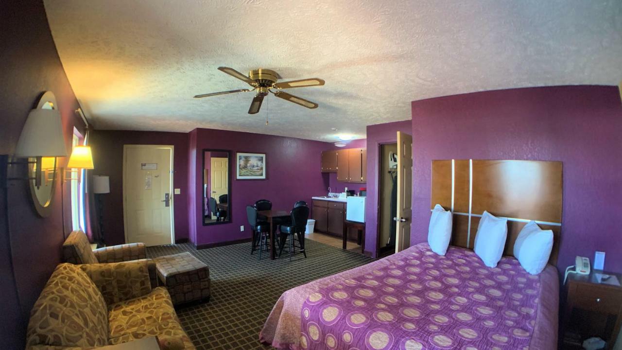 Star Plus Inn & Suites Selmer 外观 照片